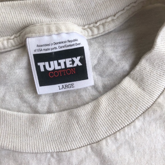 SOLD George Strait Tour T-Shirt - Picture 3 of 3